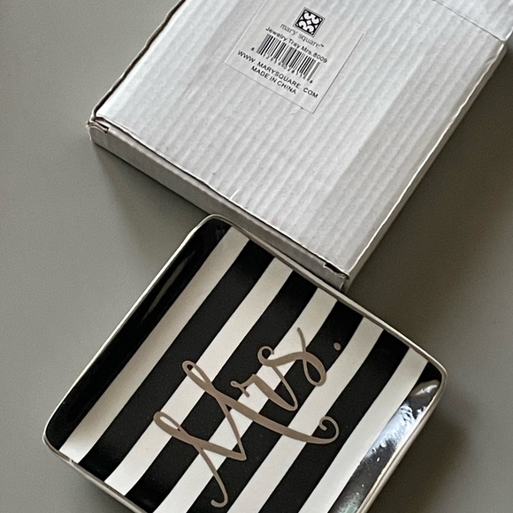 MRS trinket dish - Picture 2 of 3